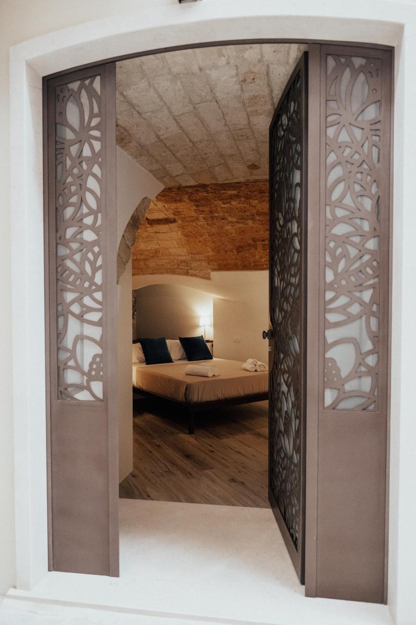 Timeless Apulian Luxury Suite Bari Luaran gambar