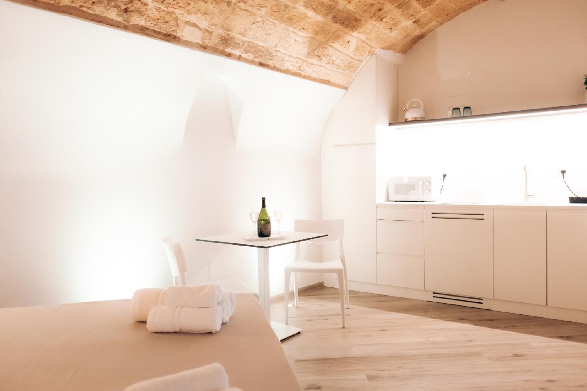 Timeless Apulian Luxury Suite Bari Luaran gambar
